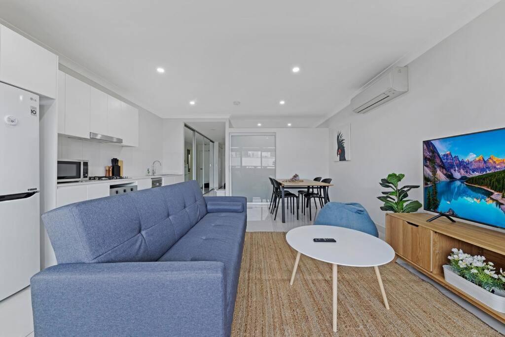 Aircabin - Alexandria - Stylish Extra Large - 1 Bed Apt Apartment Sydney